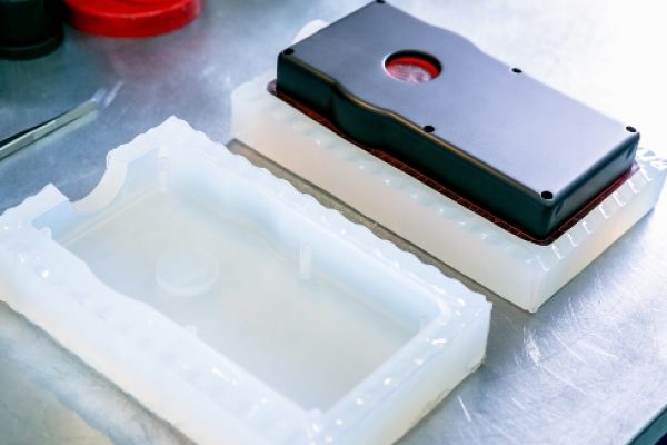 upload_0eef605cb5844590ab683e664a4cb019